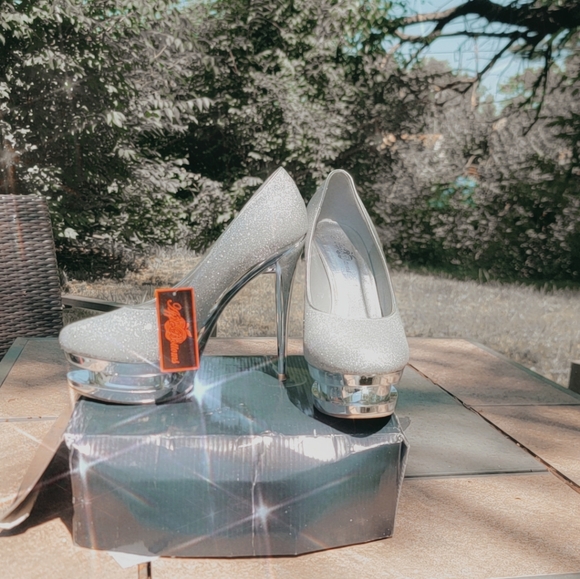 Womens Sparkle Heels - Picture 2 of 2